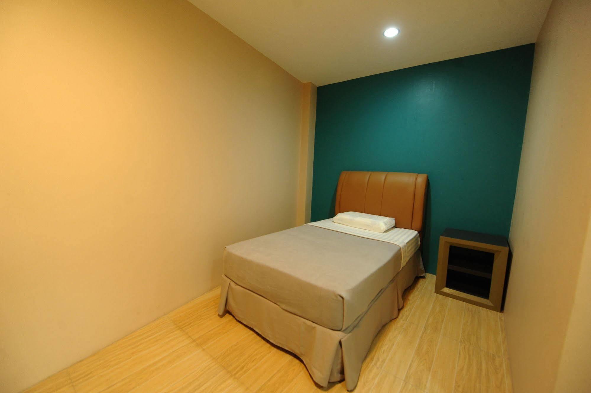 Urban Living Zen Hotel Davao Zewnętrze zdjęcie